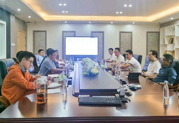 集美区副区长曾胜军莅临U8体育官网指导工作